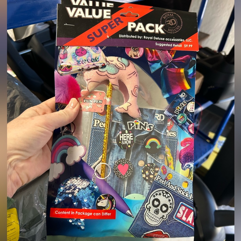 Royal Deluxe Girls Accesories Value Pack